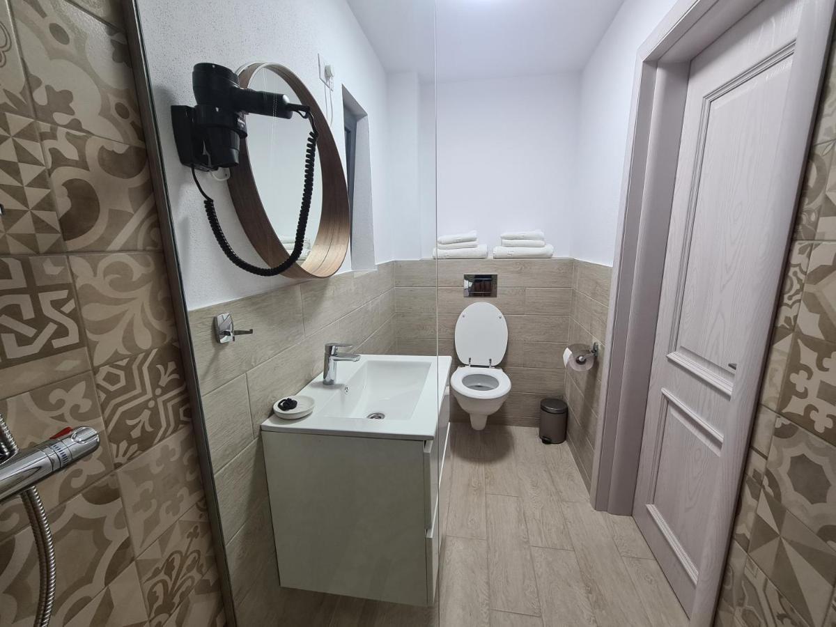 Urbanist Guest House Calimanesti Luaran gambar