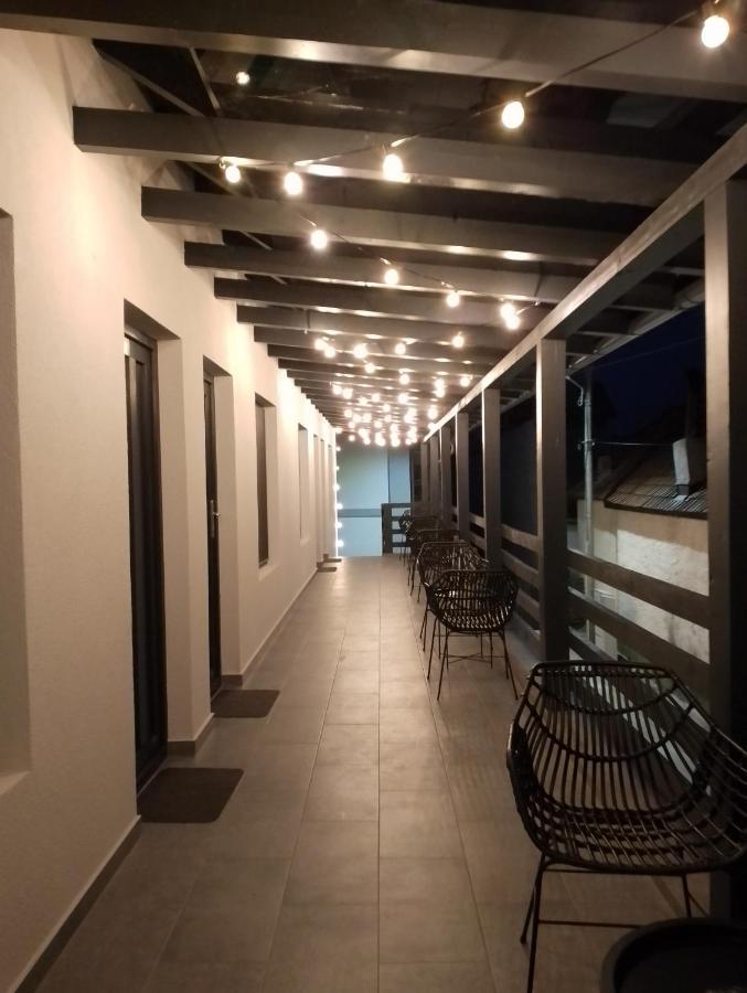 Urbanist Guest House Calimanesti Luaran gambar